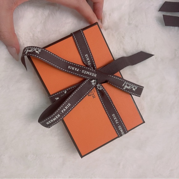 hermes card holder - Picture 3 of 4